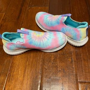 Sketchers slip on shoes